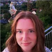 Übersetzerin. Russisch ist meine Muttersprache. Ich habe an der Hochschule Nürtingen-Geislingen studiert.